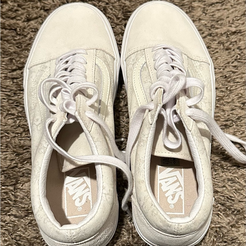Women’s Vans platforms